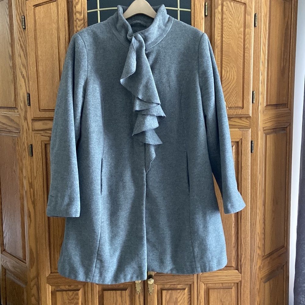 T Tahari Plus Size Kate Fall Winter Wool Cashmere Grey Coat with ruffles
